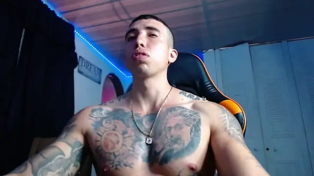 Snapshot of Adam_Hudsond chatting on October 2025 12:50:01 PM Adam Hudsond online show from October 2025 12:50:01 PM