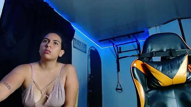 Adam Hudsond online show from April 2026 04:14:02 AM