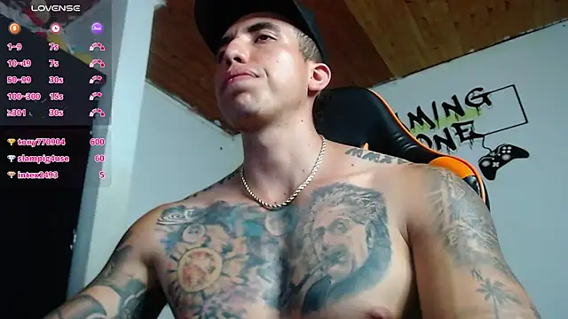 Snapshot of Adam_Hudsond chatting on February 2025 09:10:01 PM Adam Hudsond online show from February 2025 09:10:01 PM