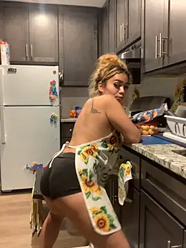 Sexxxyluna28 online show from December 2024 11:37:02 PM