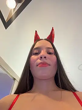 MiaJacksonn online show from March 2026 04:19:02 PM