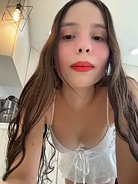 MiaJacksonn online show from May 2026 01:14:01 PM