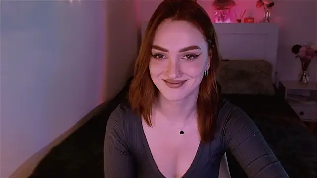 LilyFarey online show from December 2024 04:51:01 PM