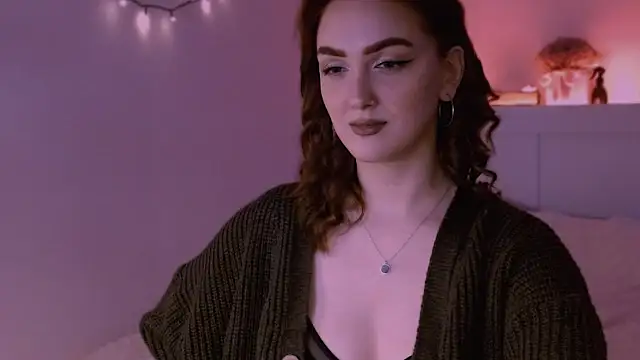 LilyFarey online show from February 2025 07:07:01 PM