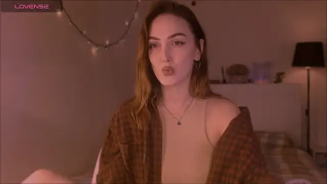 LilyFarey online show from September 2025 07:20:01 PM