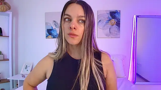 Isabella Harley online show from July 2026 01:33:01 PM