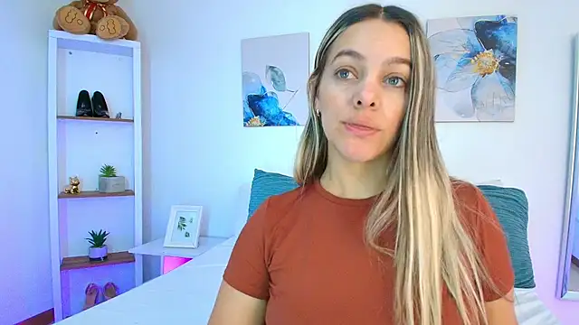 Isabella Harley online show from April 2026 01:16:02 PM