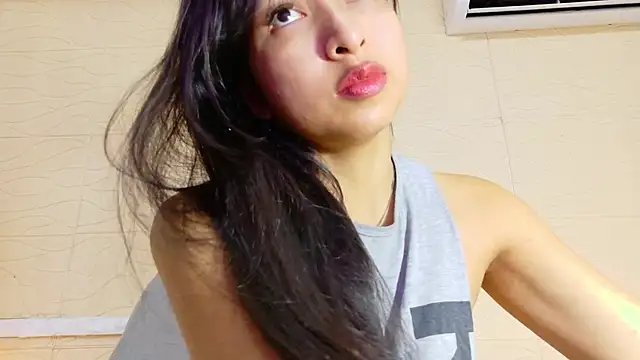 Snapshot of Sweet_baby_hellen chatting on March 2025 03:50:01 AM Sweet baby hellen online show from March 2025 03:50:01 AM