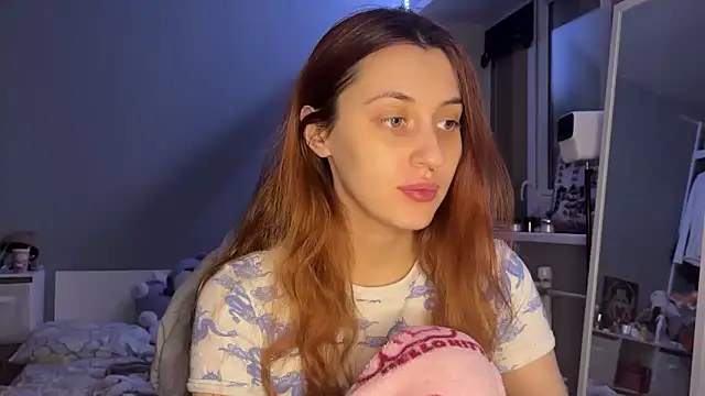 Uniarten online show from December 2025 06:35:02 PM