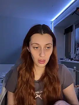 Uniarten online show from November 2025 06:19:01 PM