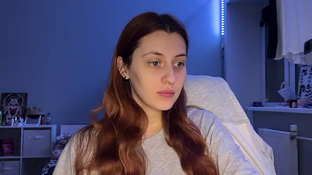 Uniarten online show from November 2025 11:08:02 PM