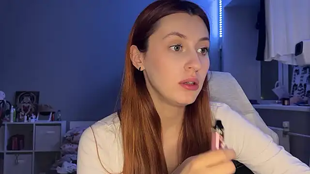 Uniarten online show from November 2025 07:30:01 PM