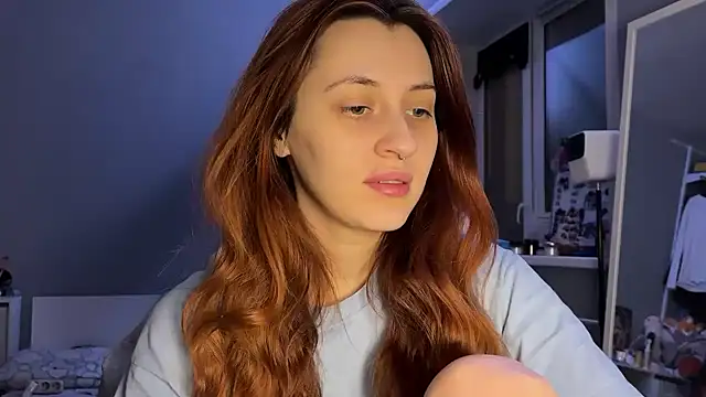 Uniarten online show from December 2025 06:11:02 PM