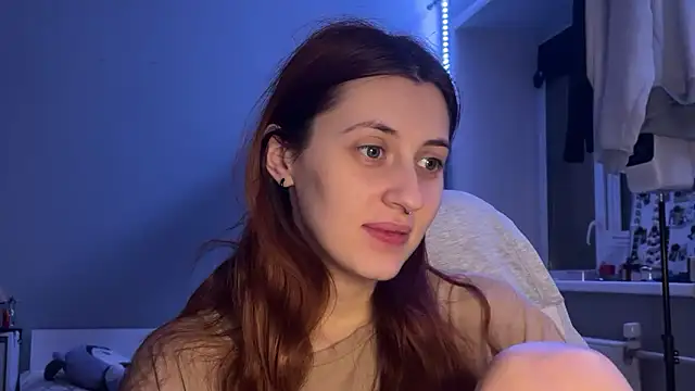 Uniarten online show from November 2025 08:24:01 PM