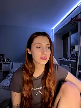 Uniarten online show from November 2025 06:29:02 PM