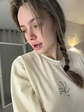 Kylie Desire online show from November 2025 11:42:01 PM