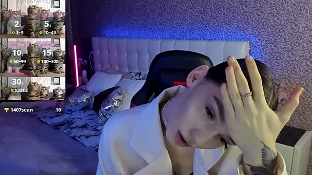 Snapshot of SophieCatty chatting on February 2025 09:53:02 AM SophieCatty online show from February 2025 09:53:02 AM