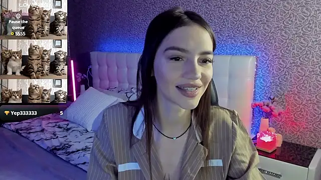 Snapshot of SophieCatty chatting on March 2025 08:34:01 AM SophieCatty online show from March 2025 08:34:01 AM