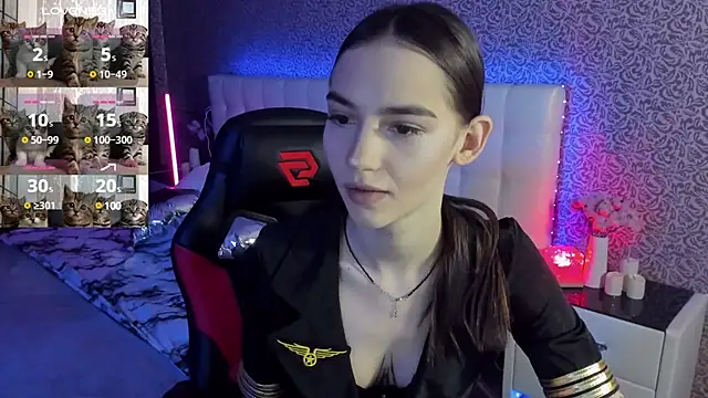 Snapshot of SophieCatty chatting on March 2025 07:31:01 AM SophieCatty online show from March 2025 07:31:01 AM