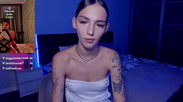 Snapshot of SophieCatty chatting on October 2025 11:34:01 AM SophieCatty online show from October 2025 11:34:01 AM