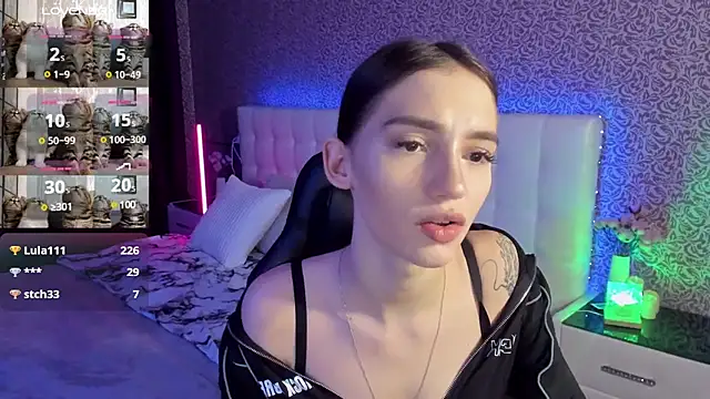 Snapshot of SophieCatty chatting on March 2025 11:51:01 AM SophieCatty online show from March 2025 11:51:01 AM