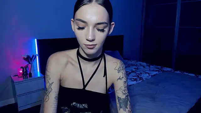 Snapshot of SophieCatty chatting on September 2025 04:13:02 PM SophieCatty online show from September 2025 04:13:02 PM