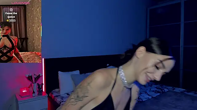 Snapshot of SophieCatty chatting on November 2025 12:58:02 AM SophieCatty online show from November 2025 12:58:02 AM