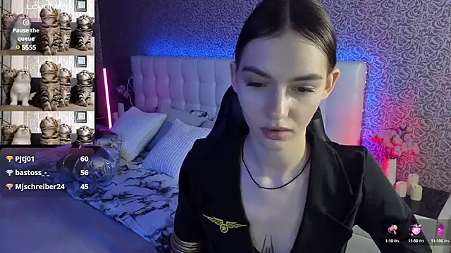 Snapshot of SophieCatty chatting on March 2025 06:01:02 PM SophieCatty online show from March 2025 06:01:02 PM