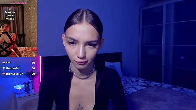 Snapshot of SophieCatty chatting on October 2025 11:27:01 PM SophieCatty online show from October 2025 11:27:01 PM