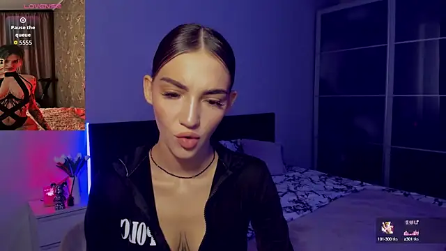 Snapshot of SophieCatty chatting on October 2025 11:34:02 AM SophieCatty online show from October 2025 11:34:02 AM