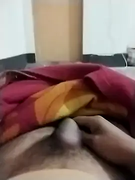 Snapshot of juweldio chatting on February 2026 04:26:01 PM juweldio online show from February 2026 04:26:01 PM