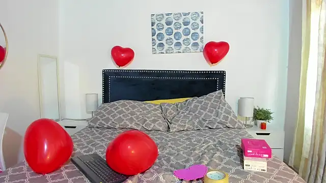 ZulyMichels online show from February 2026 12:26:01 PM