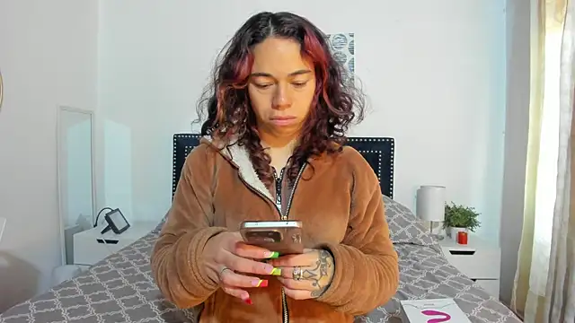 ZulyMichels online show from February 2026 12:27:01 PM