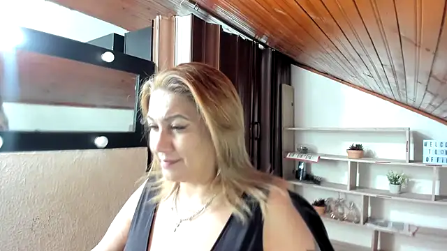 yayita mature online show from March 2025 12:57:02 PM