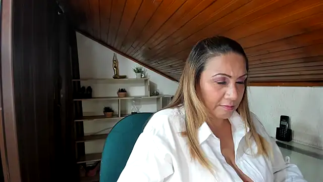 Snapshot of yayita_mature chatting on June 2026 04:39:01 PM yayita mature online show from June 2026 04:39:01 PM