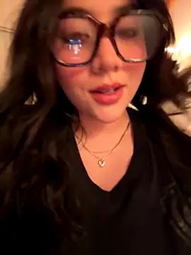 marcimaa online show from September 2025 11:21:01 PM