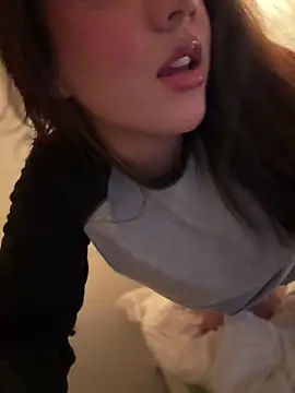 marcimaa online show from November 2025 12:03:01 AM