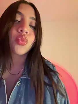 marcimaa online show from December 2024 01:25:01 AM