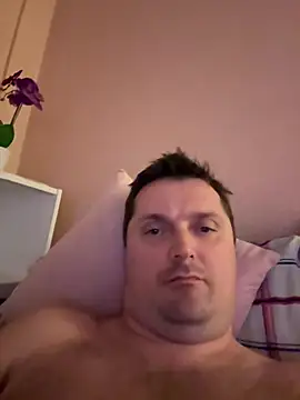 Snapshot of Corle124 chatting on February 2025 10:10:02 PM Corle124 online show from February 2025 10:10:02 PM