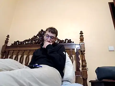 White rabbit  online show from November 2025 05:57:01 PM