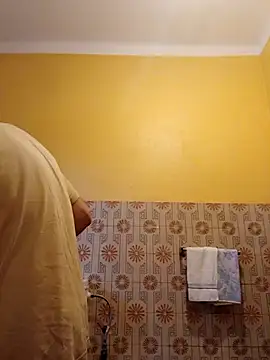 White rabbit  online show from November 2025 09:47:02 AM