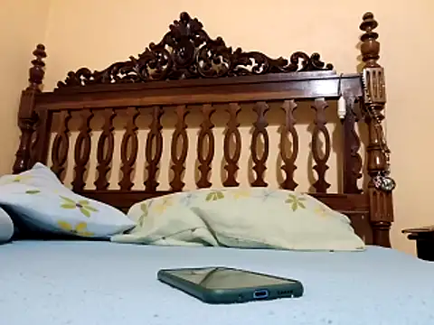 White rabbit  online show from February 2026 09:37:01 PM