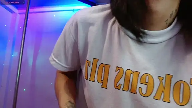 Snapshot of Martina1369 chatting on February 2026 03:31:02 PM Martina1369 online show from February 2026 03:31:02 PM