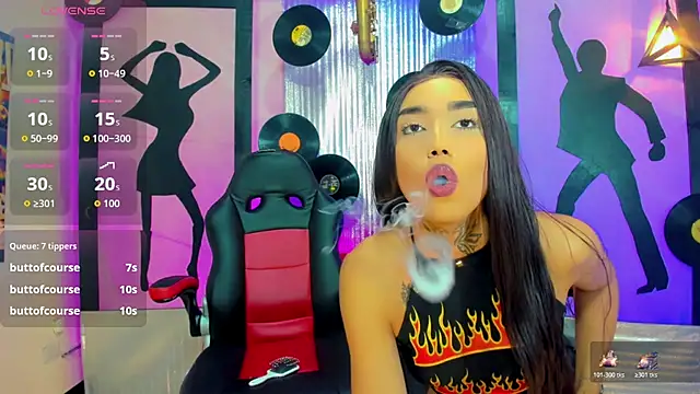 nickyminach  online show from November 2025 07:25:02 PM