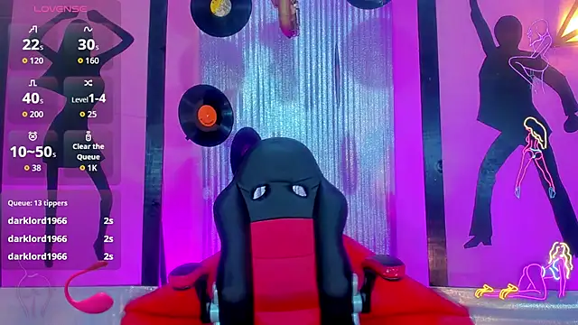 nickyminach  online show from November 2025 07:17:02 PM