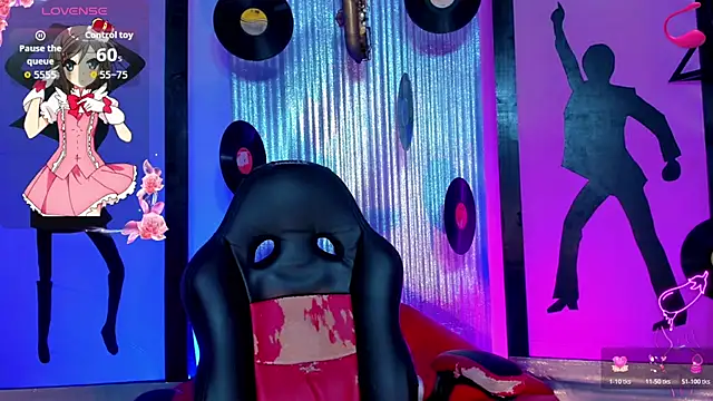 nickyminach  online show from May 2026 07:42:02 PM