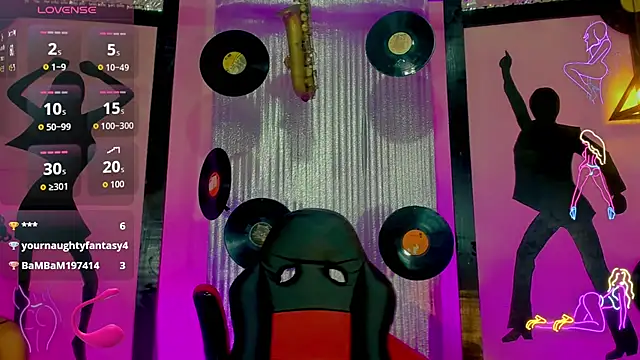 nickyminach  online show from October 2025 07:25:02 PM