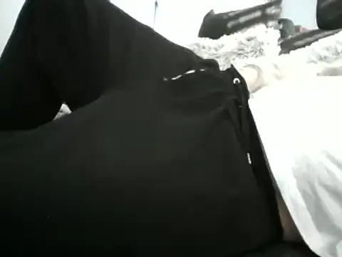 Krasavzi online show from March 2025 03:39:01 PM