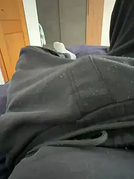 Krasavzi online show from February 2025 10:58:01 AM