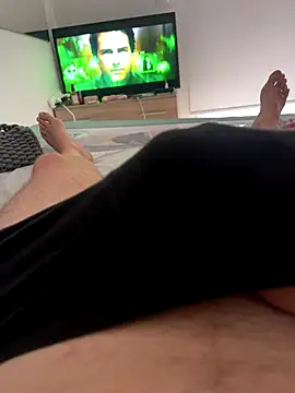 Krasavzi online show from November 2025 02:44:02 PM